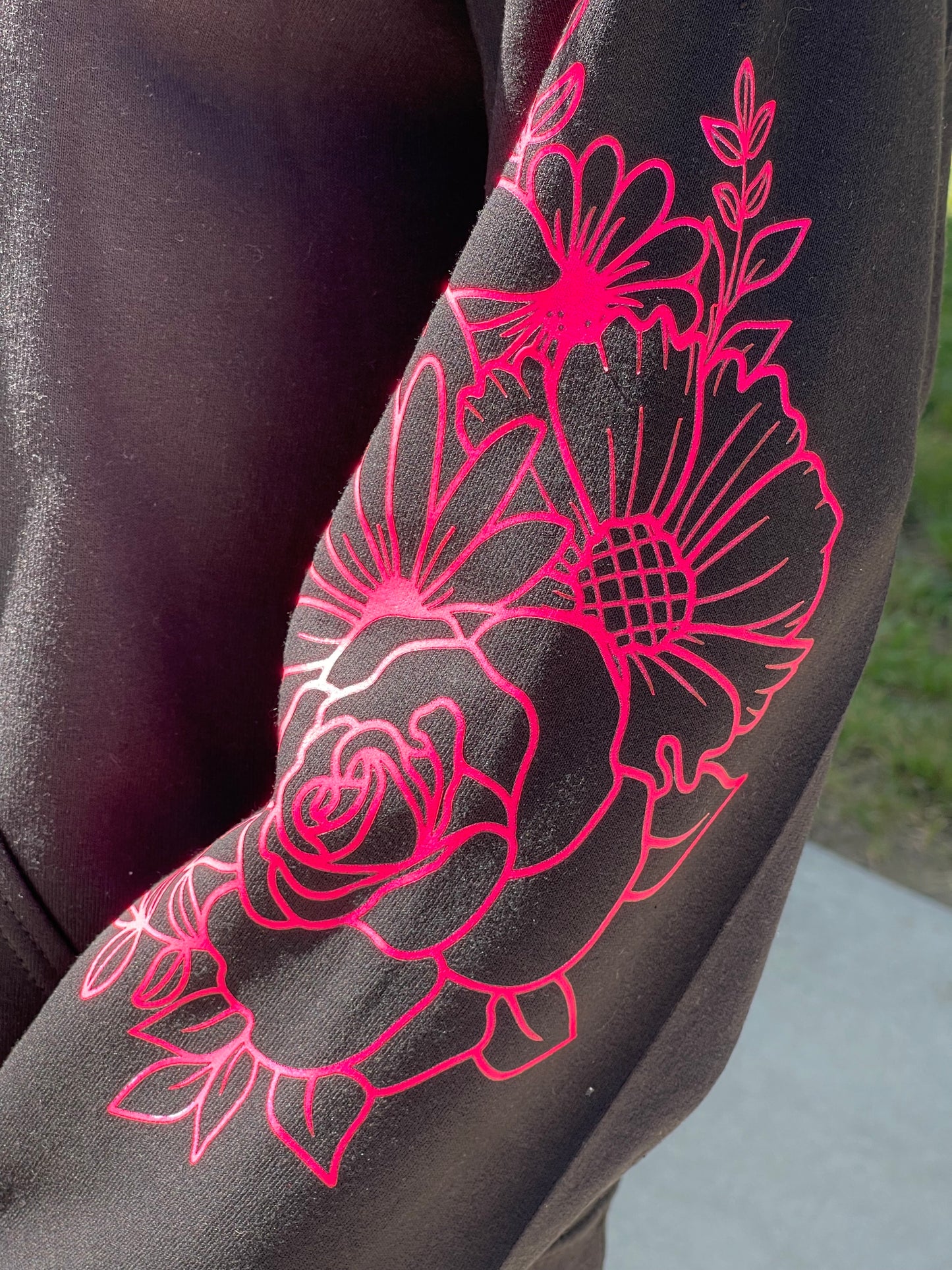 IDGAF Hoodie Pink